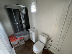 Maison Mobile 20 Pieds x 8 Pieds - Entièrement Fini, Intérieur et Extérieur en Bois Traité, Prêt à l'Emploi