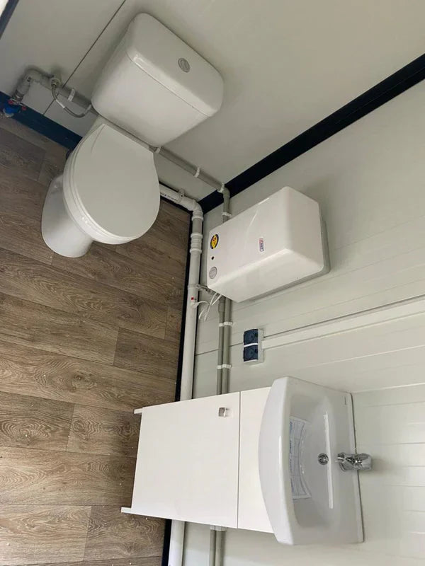 Bureau mobile 4 saisons – 40 x 8 pi – Double vitrage – Salle de bain intégrée