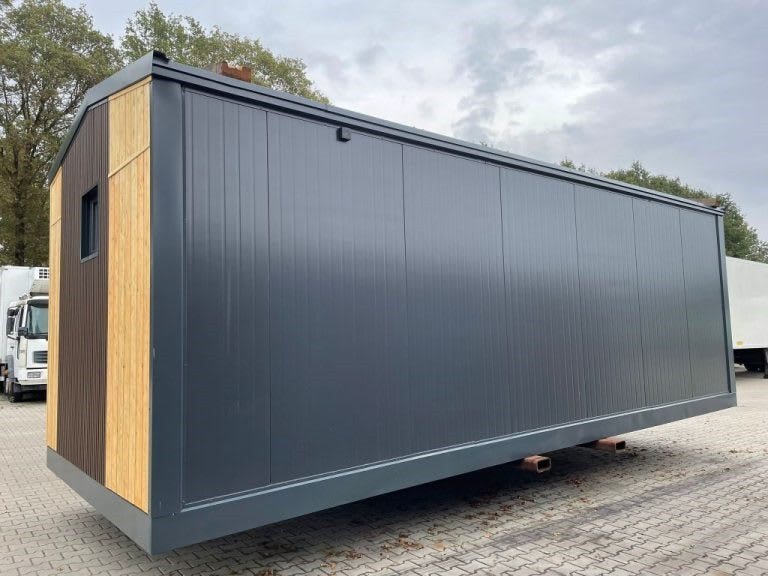Maison Mobile 20 Pieds x 8 Pieds - Entièrement Fini, Intérieur et Extérieur en Bois Traité, Prêt à l'Emploi