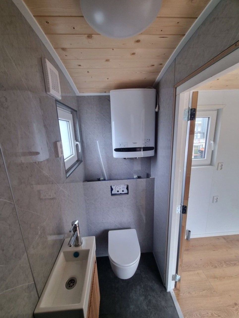 🏠 Petite Maison Mobile 20’ x 8’ — 4 Saisons | Clé en Main