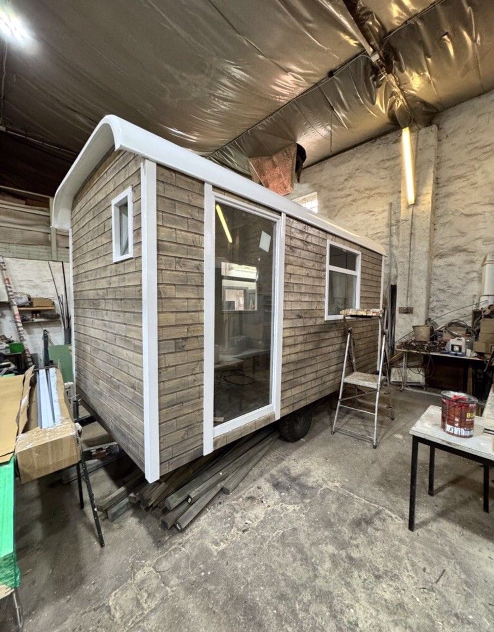 Maison mobile classique 4 saisons – 40 x 10 pi – Finition complète – Prête à l’emploi