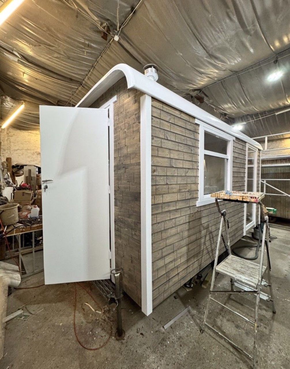 Maison mobile classique 4 saisons – 40 x 10 pi – Finition complète – Prête à l’emploi
